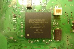 1200px-SYSCON_GEN1.JPG